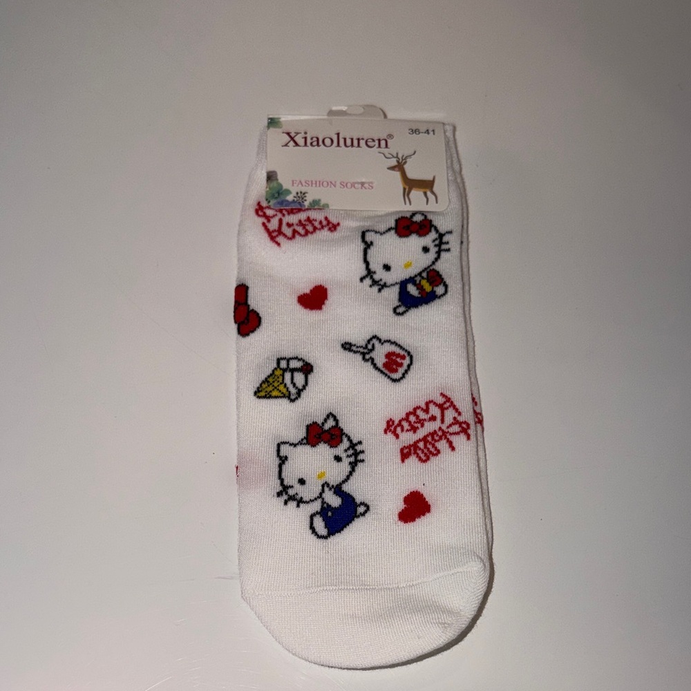 Hello Kitty Accessory Set NWT - Picture 4 of 12